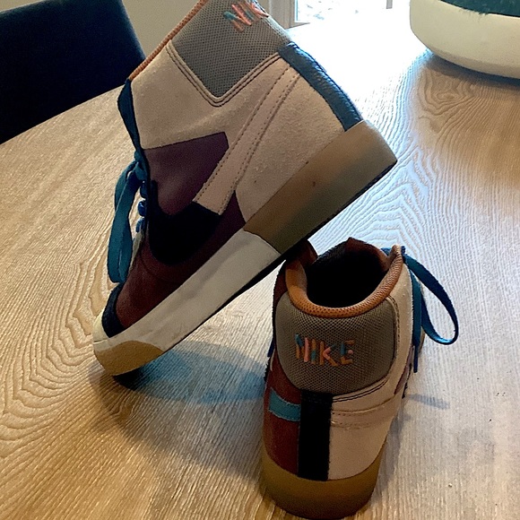 Nike SB Hightops Suede Multicolored - Picture 5 of 6
